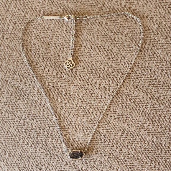 KENDRA SCOTT Elisa Pendant Necklace - Picture 5 of 10